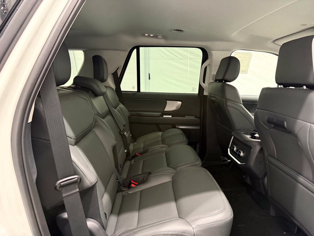 New 2027 Ford Expedition Active AWD/4WD image 31
