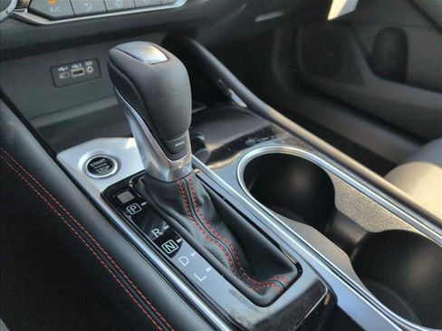 New 2025 Nissan Altima 2.5 SR image 13