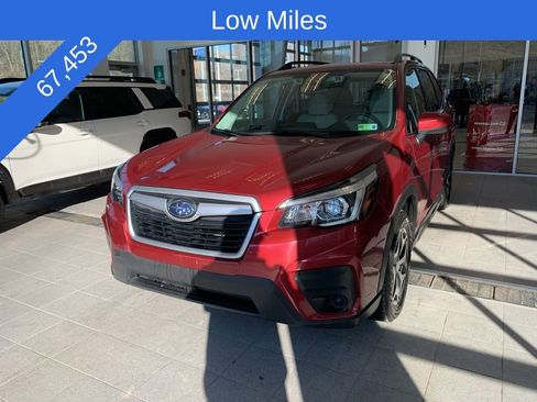 Used 2019 Subaru Forester Premium w/ All-Weather Package image 2