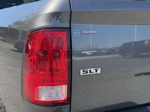 Used 2019 RAM 1500 Classic SLT RWD image 18