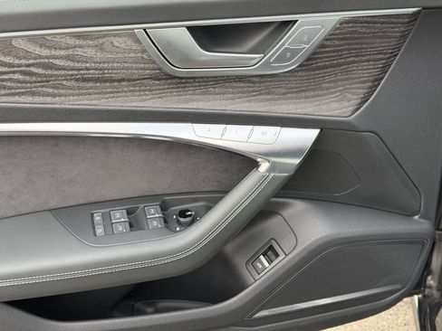 Used 2025 Audi A6 3.0T Prestige w/ Prestige Package image 9