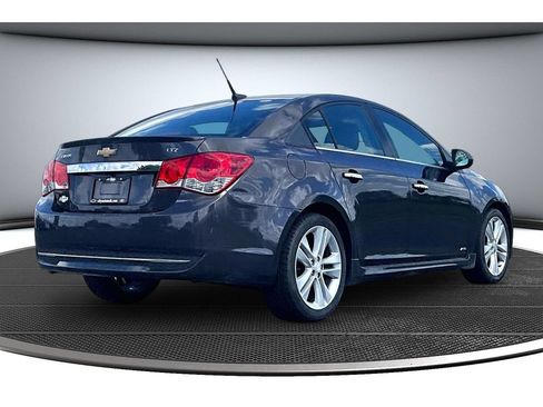Used 2014 Chevrolet Cruze LTZ w/ RS Package FWD image 15