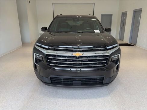 New 2026 Chevrolet Traverse LT w/ Driver Confidence Package FWD image 2