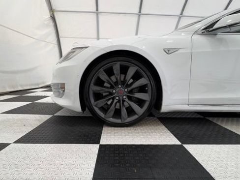 Used 2016 Tesla Model S 60D AWD/4WD image 10