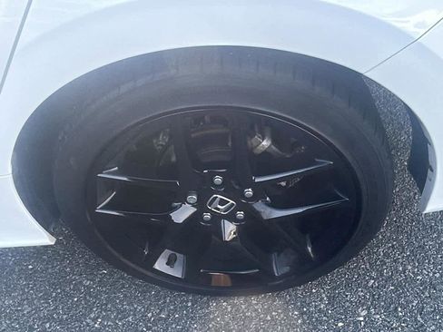 Used 2023 Honda Civic Sport image 13