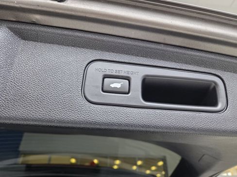 Used 2022 Honda Odyssey EX-L image 11