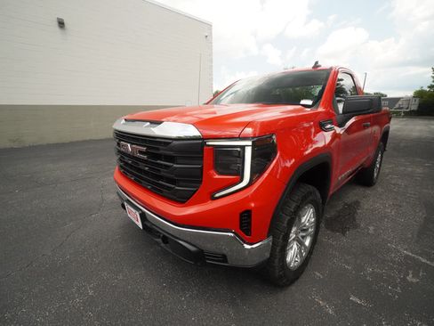 Used 2025 GMC Sierra 1500 Pro w/ Pro Value Package AWD/4WD image 7