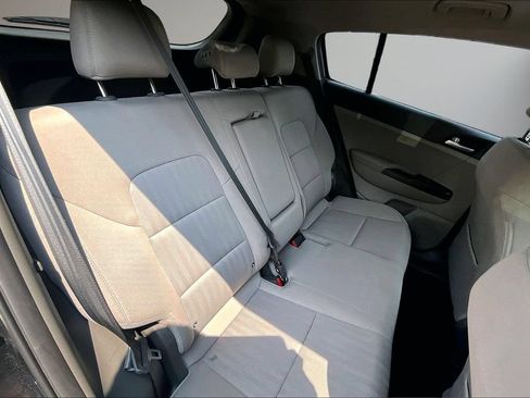 Used 2019 Kia Sportage LX AWD/4WD image 24