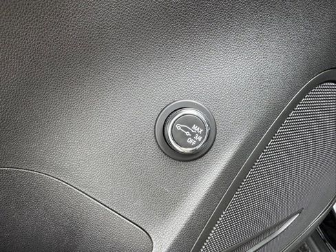 Used 2021 Buick Envision Preferred image 16