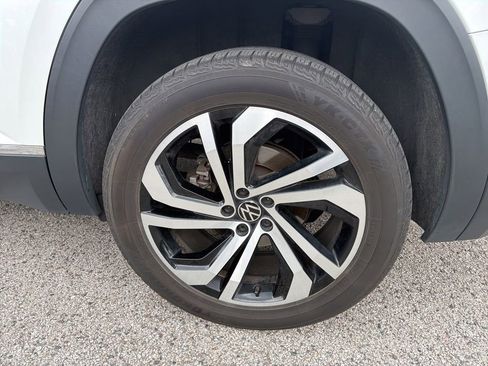 Used 2023 Volkswagen Atlas SEL AWD/4WD image 7