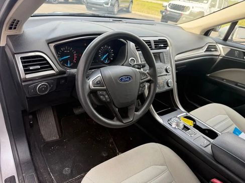 Used 2017 Ford Fusion S FWD image 12