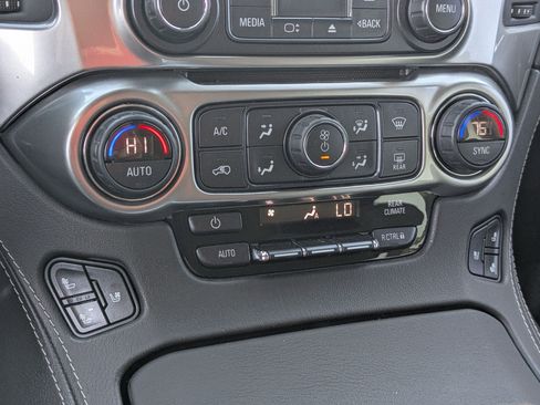 Used 2020 Chevrolet Tahoe Premier w/ 6.2L Performance Package image 24