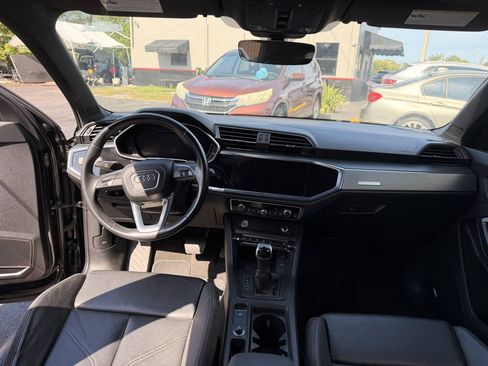 Used 2020 Audi Q3 2.0T Premium Plus w/ Premium Plus Package AWD/4WD image 12