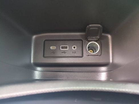 Used 2024 Chevrolet Equinox LT w/ Driver Convenience Package AWD/4WD image 26