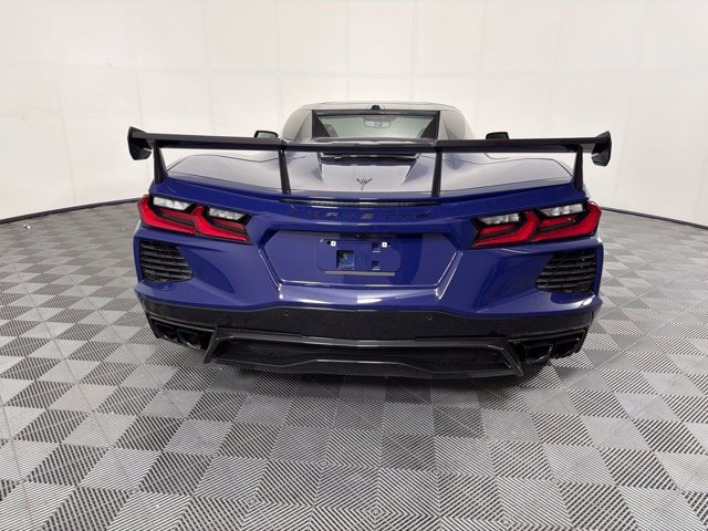 Used 2025 Chevrolet Corvette Stingray Premium Conv w/ Z51 Performance Package RWD image 7