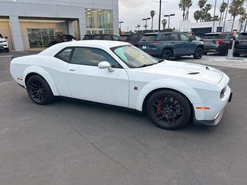 Used 2020 Dodge Challenger R/T Scat Pack image 10