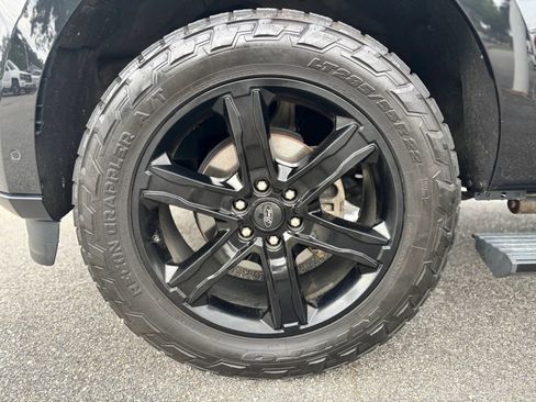 Used 2021 Ford Expedition Limited AWD/4WD image 9