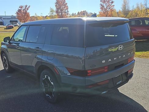 New 2026 Hyundai Santa Fe SE image 5
