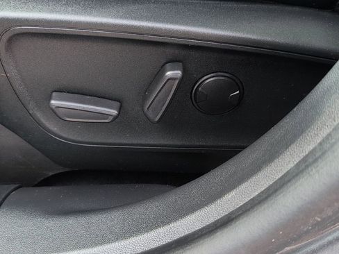 Used 2022 Ford Escape Titanium w/ Class II Trailer Tow Package image 20