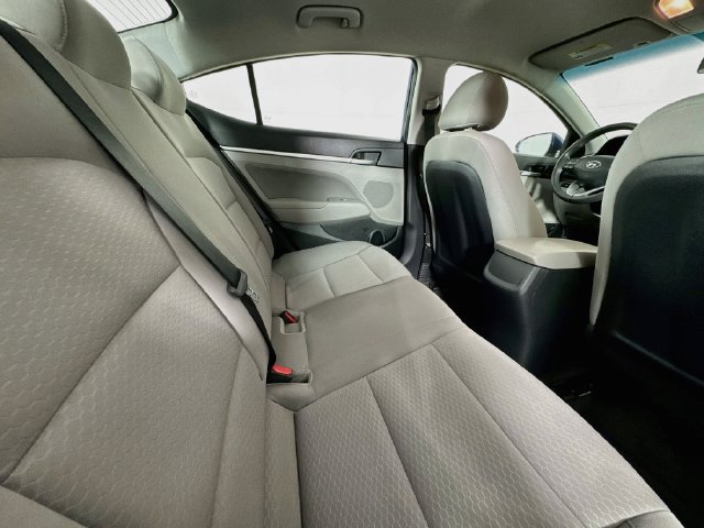 Used 2020 Hyundai Elantra SEL FWD image 23