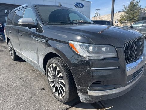 Used 2023 Lincoln Navigator Black Label image 3