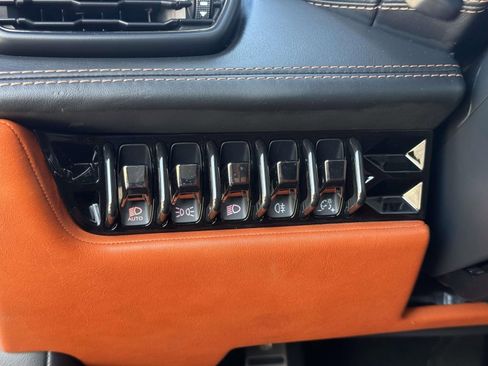 Used 2018 Lamborghini Huracan LP 610-4 image 45