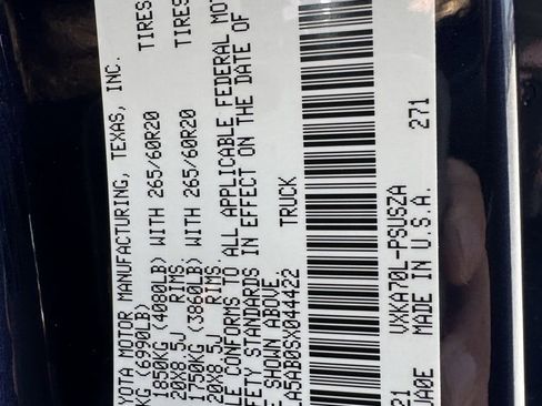 Used 2025 Toyota Tundra SR5 image 31