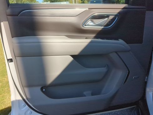 Used 2023 GMC Yukon XL SLT w/ SLT Luxury Package AWD/4WD image 22