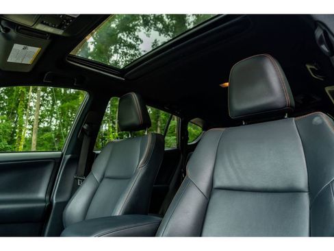 Used 2018 Toyota RAV4 SE w/ Power Extra Value Package FWD image 12