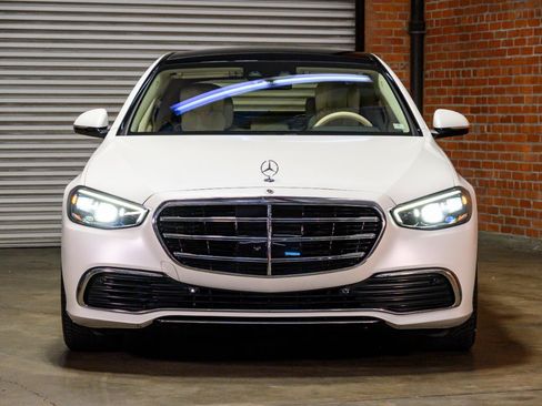 Used 2022 Mercedes-Benz S 580 4MATIC Sedan image 11