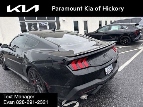 Used 2024 Ford Mustang GT Premium image 5