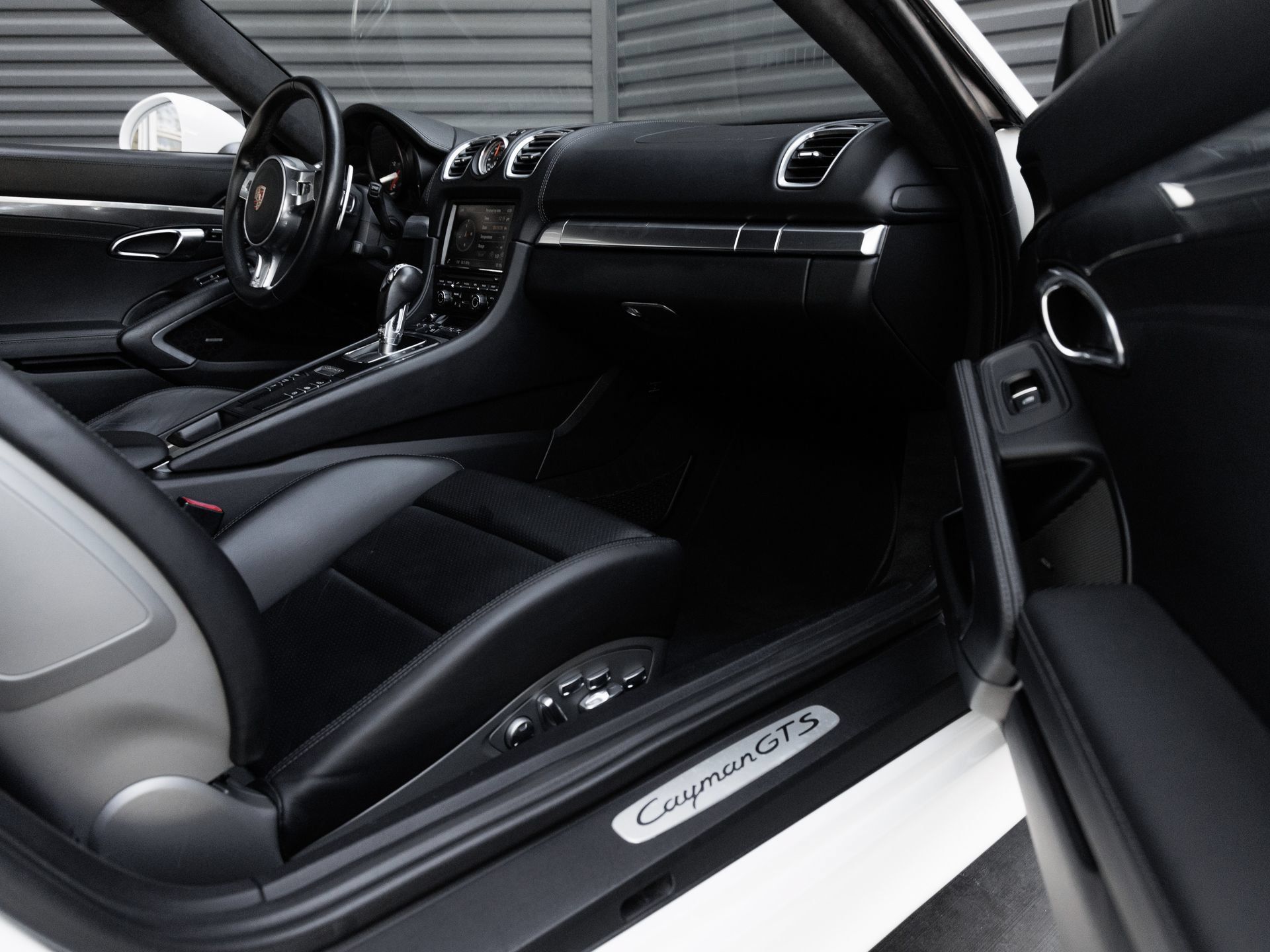 Certified 2015 Porsche Cayman GTS RWD image 35