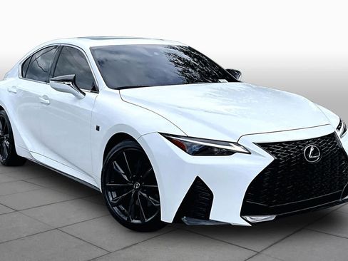 Used 2024 Lexus IS 350 F Sport RWD image 3