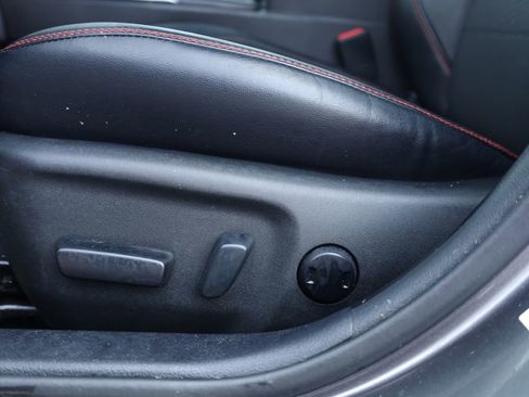 Used 2017 Toyota Camry SE image 24