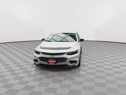 Used 2017 Chevrolet Malibu LT w/ Leather Package FWD image 30
