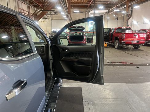 Certified 2022 GMC Canyon Denali AWD/4WD image 25