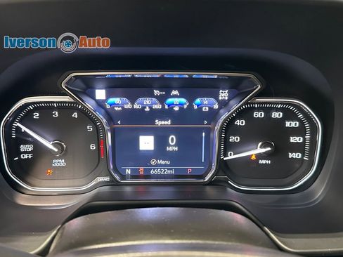 Used 2021 GMC Yukon XL AT4 w/ Rear Media and Nav Package image 18