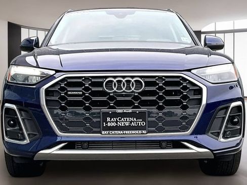 Used 2022 Audi Q5 2.0T Premium Plus w/ Premium Plus Package AWD/4WD image 2