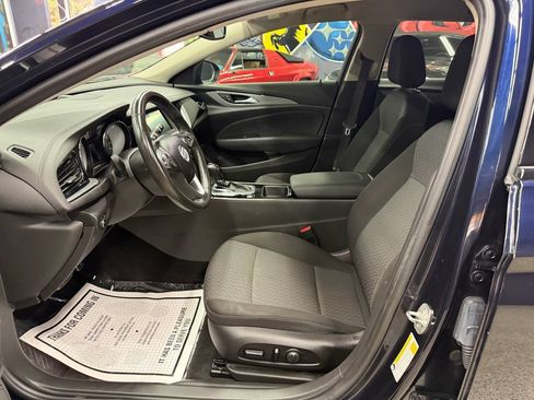 Used 2020 Buick Regal Preferred AWD/4WD image 10