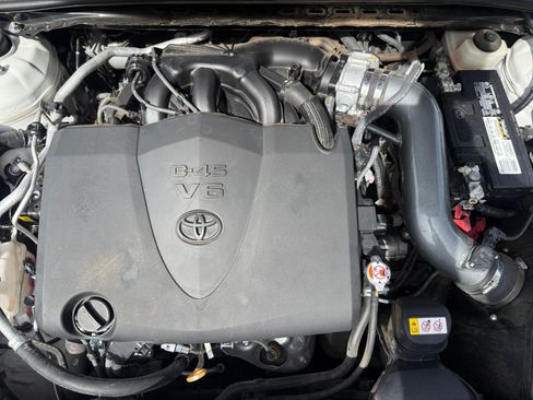 Used 2021 Toyota Camry XSE w/ Navigation Package FWD image 21