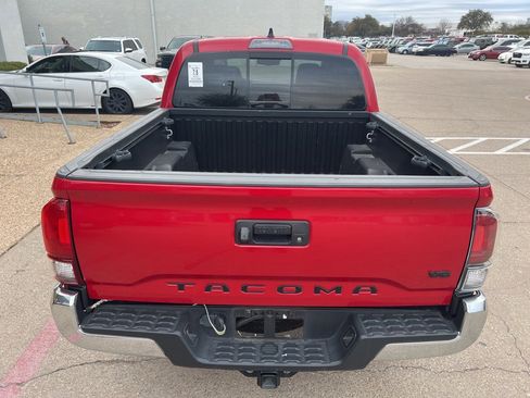 Used 2022 Toyota Tacoma SR5 image 7