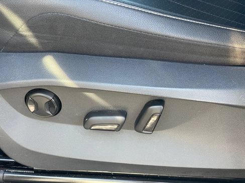 Certified 2023 Volkswagen Tiguan SE AWD/4WD image 14