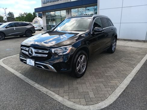 Used 2022 Mercedes-Benz GLC 300 4MATIC image 2
