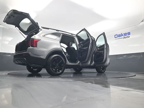 Certified 2023 Kia Sorento S AWD/4WD image 61
