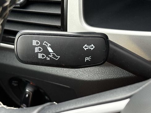 Used 2023 Volkswagen Atlas SE AWD/4WD image 23