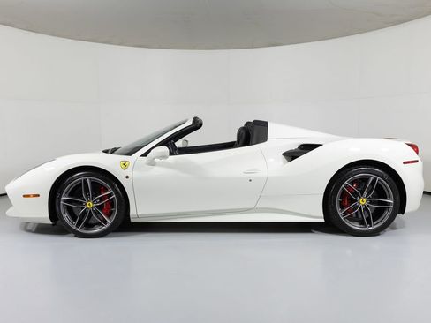 Used 2016 Ferrari 488 Spider image 3