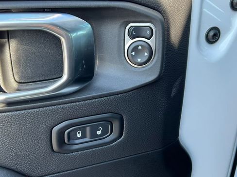 New 2026 Jeep Wrangler Unlimited Rubicon 392 image 25