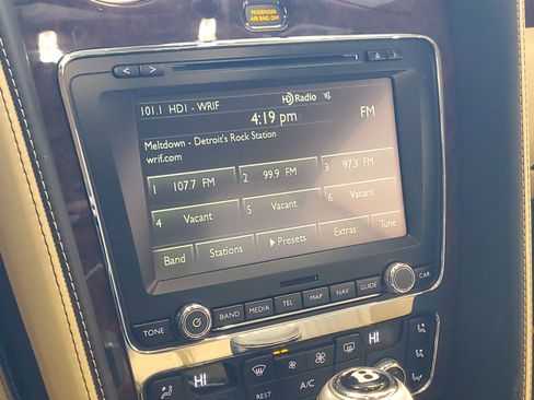 Used 2016 Bentley Continental GT image 16