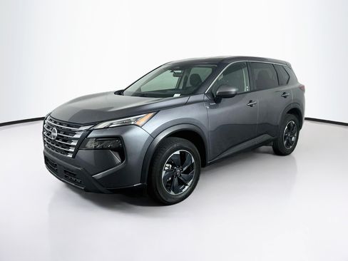 Used 2025 Nissan Rogue SV AWD/4WD image 3
