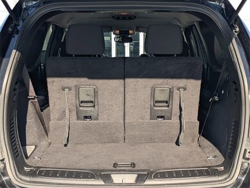 Certified 2022 Dodge Durango SXT w/ Anodized Platinum Package image 10